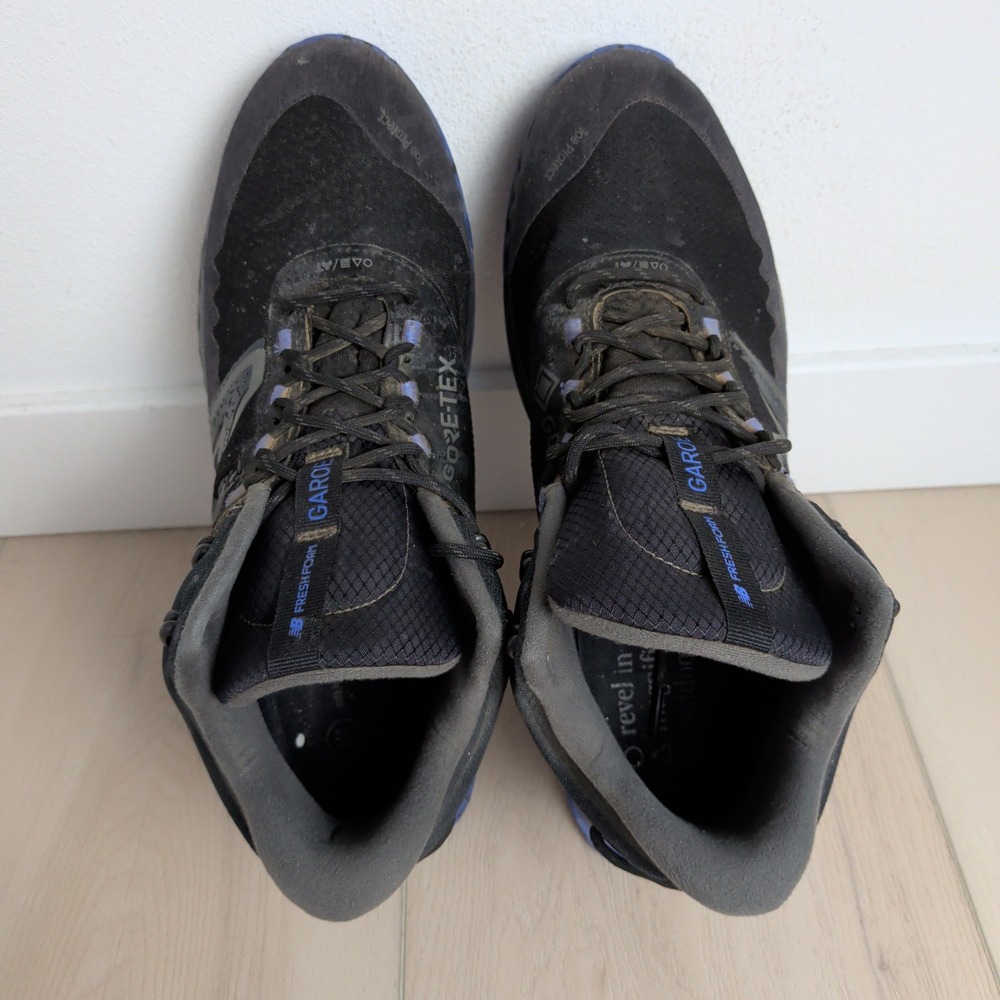 New Balance Fresh Foam Garoe Mid Gore-Tex Mens 11 Trail Shoes Black MTGAROG1 - Picture 9 of 11